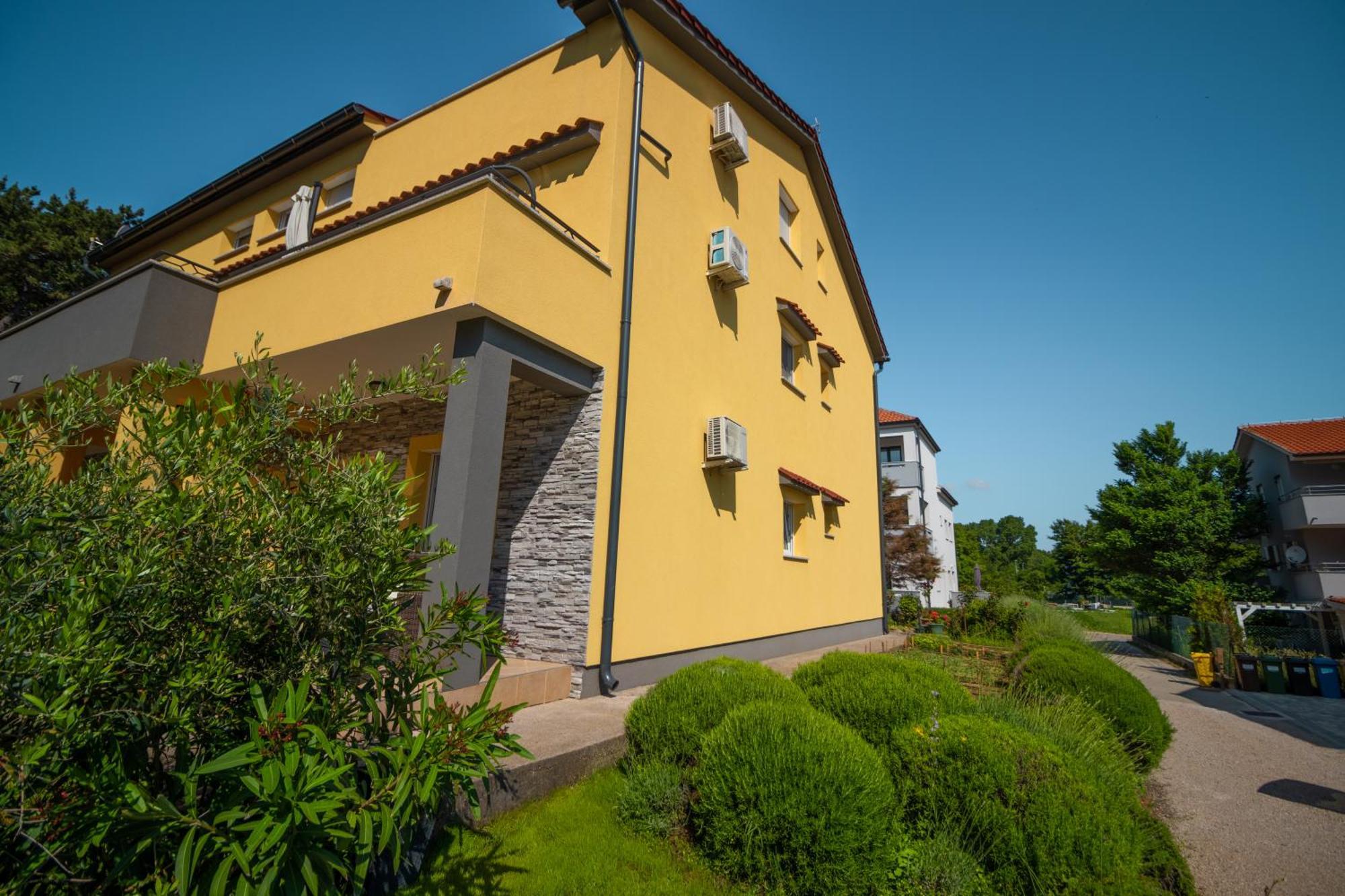 Apartments Gracia Baška Exterior foto